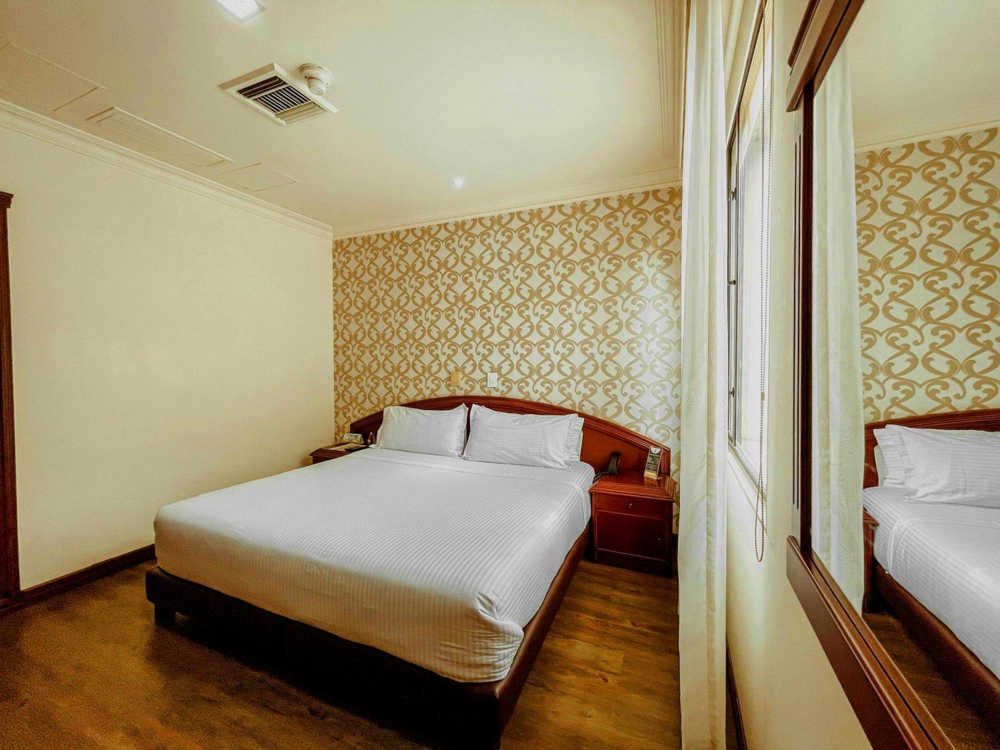 Hotel Castilla Real Pereira Zewnętrze zdjęcie