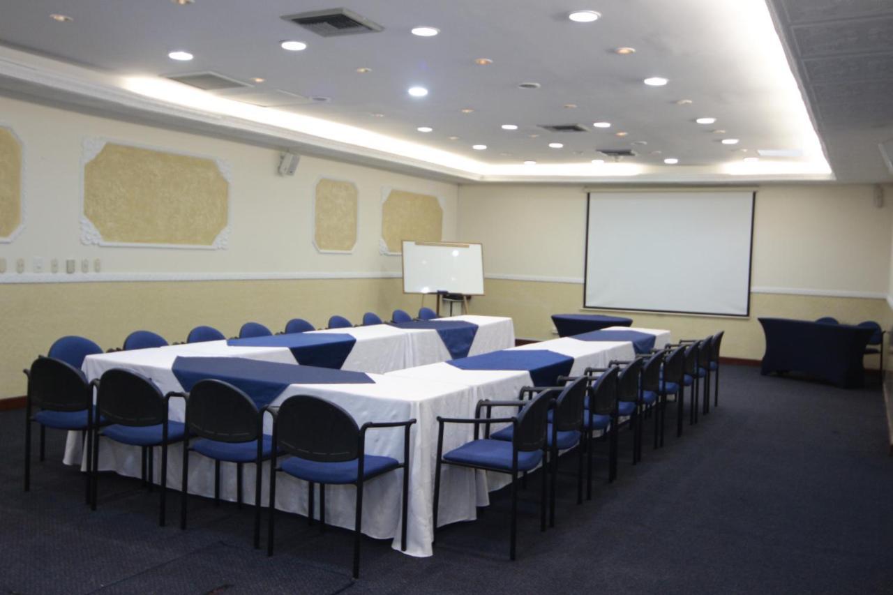 Hotel Castilla Real Pereira Zewnętrze zdjęcie